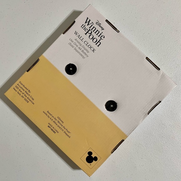 Disney Winnie the Pooh Analog Wall Clock-New in Box - Picture 4 of 5